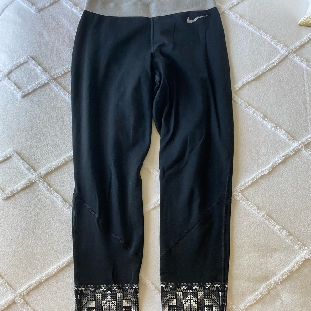 Nike women Therma-Fit One tight
